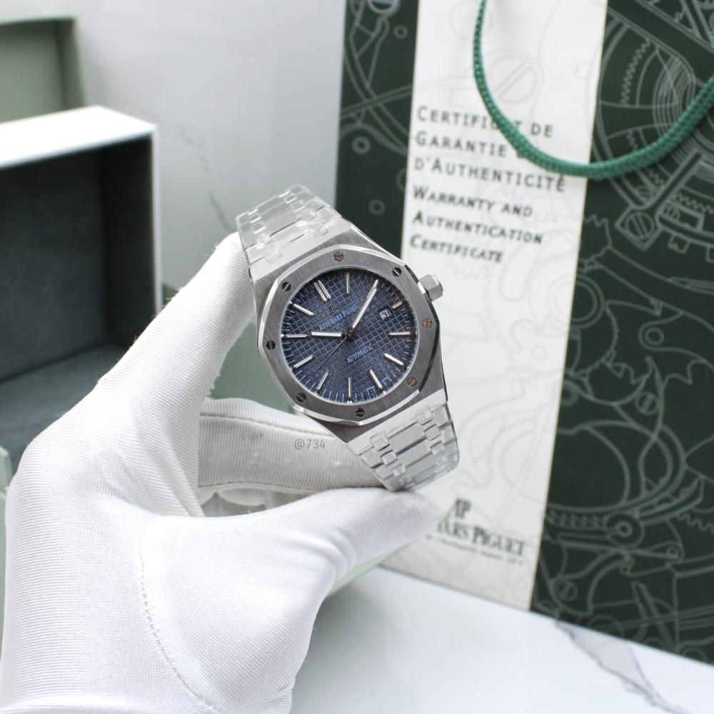 Men’s Royal Osk Silver Watch – Navy Dial | Premium Edition
